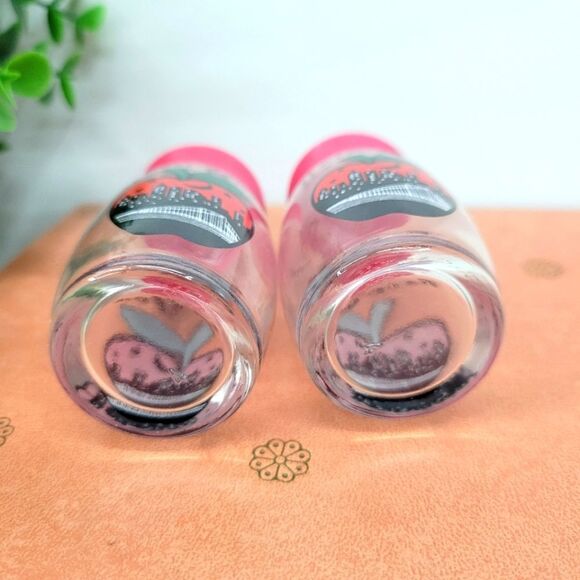 Vintage New York “Big Apple” Salt & Pepper Shakers 🌆🍎 - Picture 5 of 7